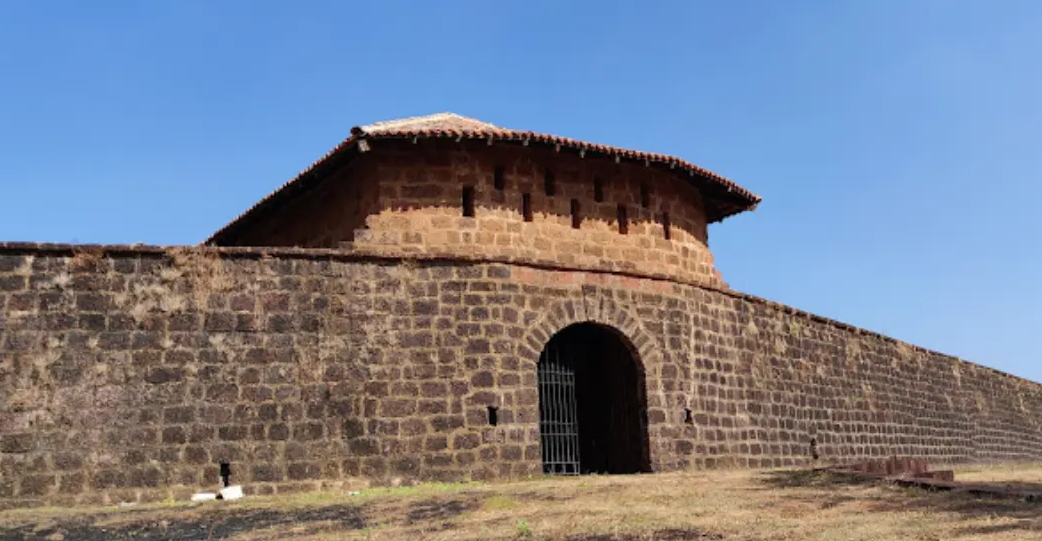 Alorna Fort, North Goa, Goa - Vushii.com Alorna Fort, North Goa, Goa - Vushii.com